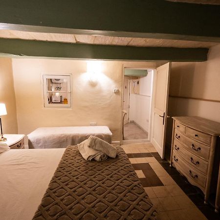 Arcanum Apartment 1 Very Close To Seafront Bus Station And Ferry To Valletta Senglea Eksteriør billede